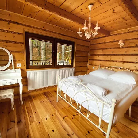 Laverde - Blisko Przyrody Daleko Od Tlumu Villa Skomielna Czarna
